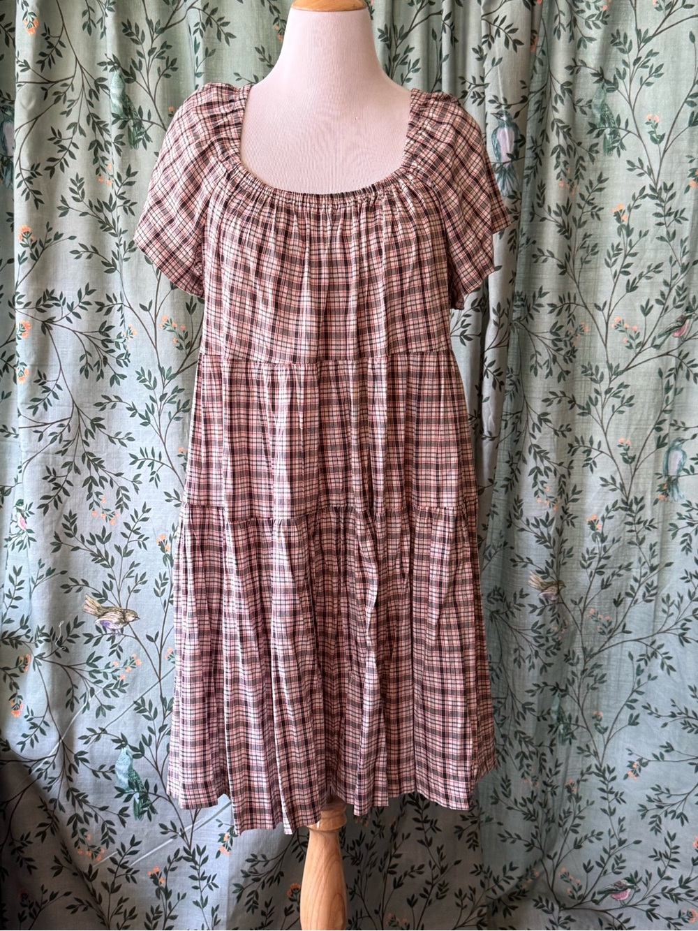Old Navy black and pinkPlaid Tiered Midi Dress